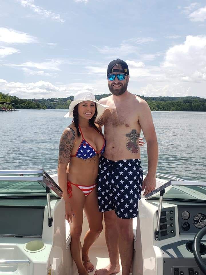 couple with us flag swimwear 2023-07-04 7yyT