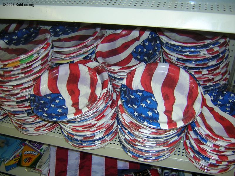 usa flag paper plates