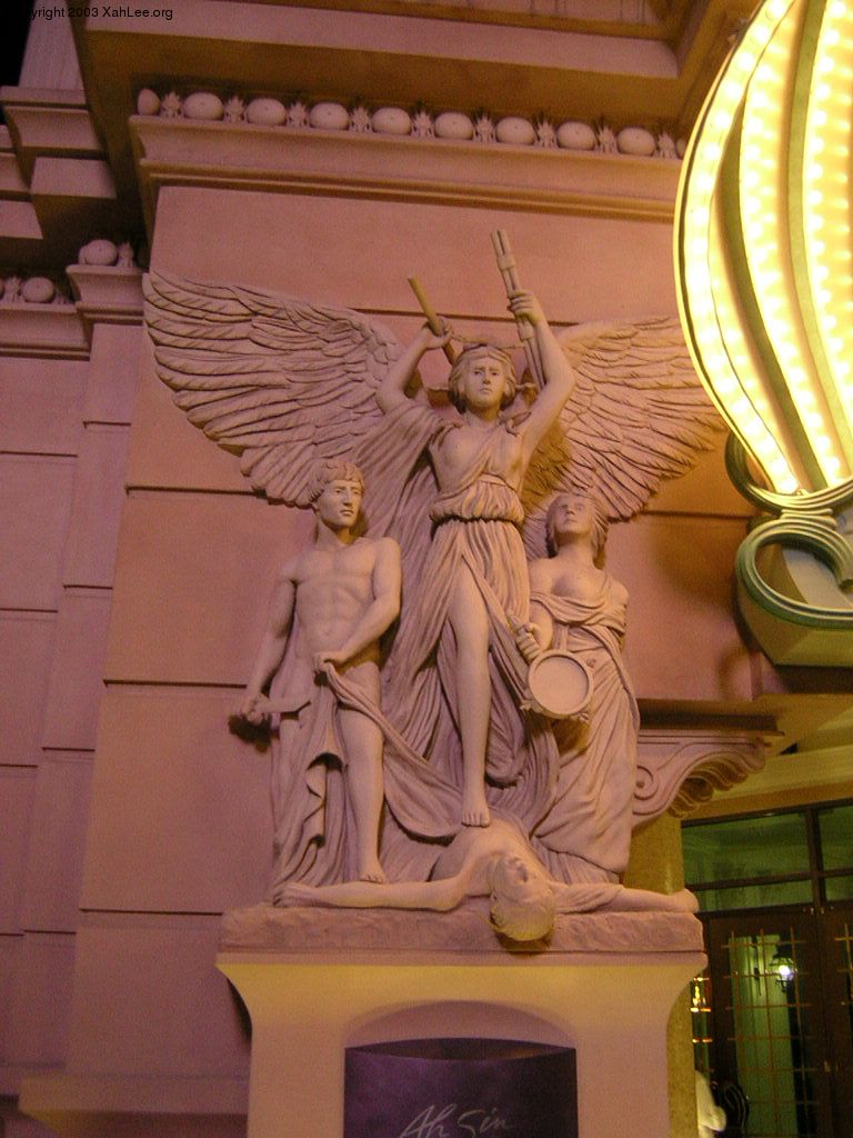 paris w1