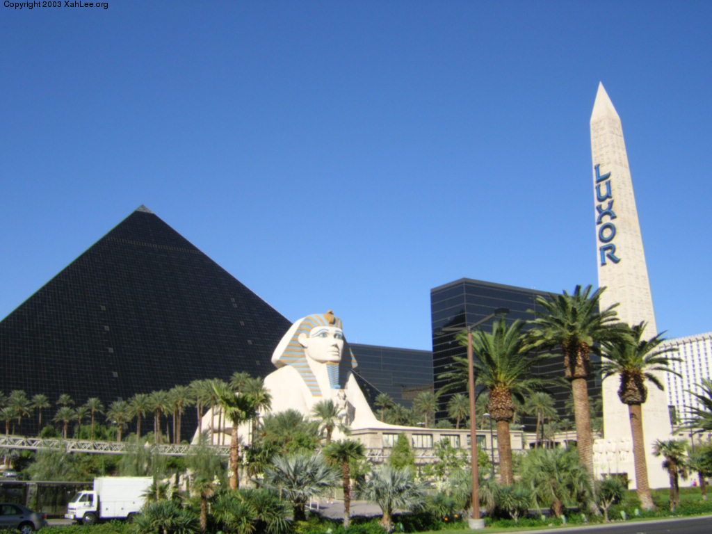 luxor2