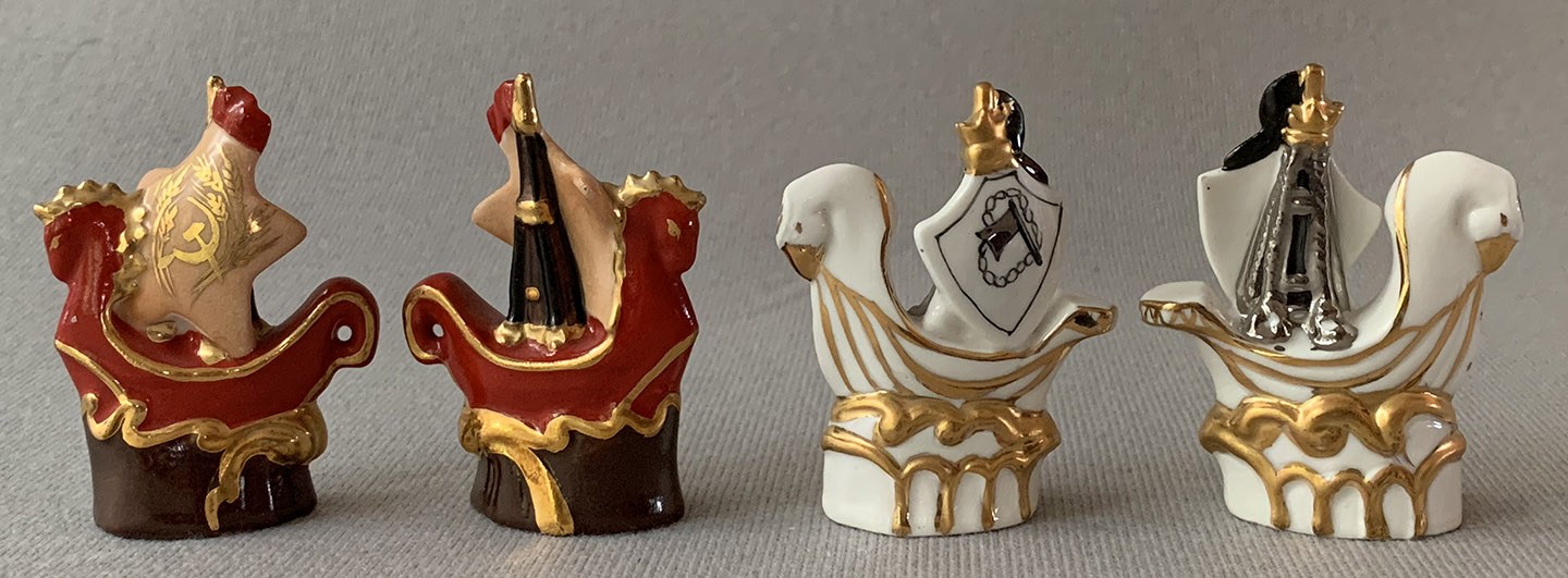 Capitalists vs Communists chess rooks c72dd