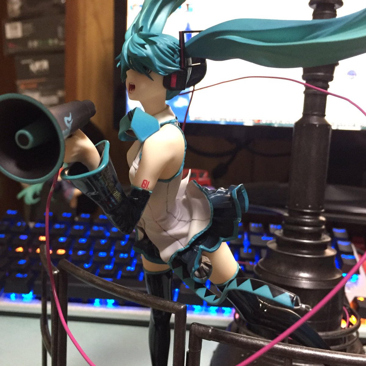 miku love is war 84592