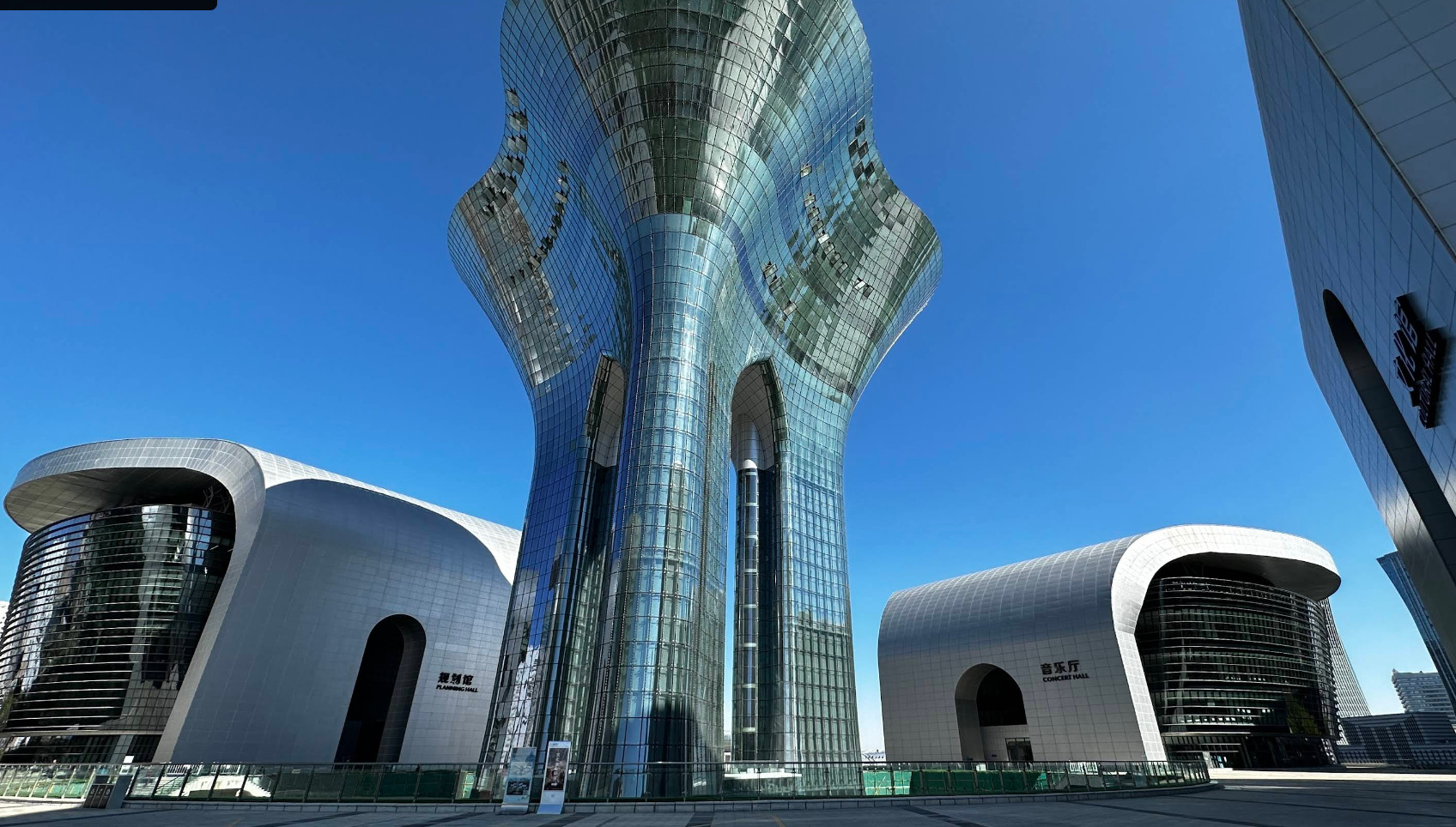 Urumqi Cultural Center kqv6V